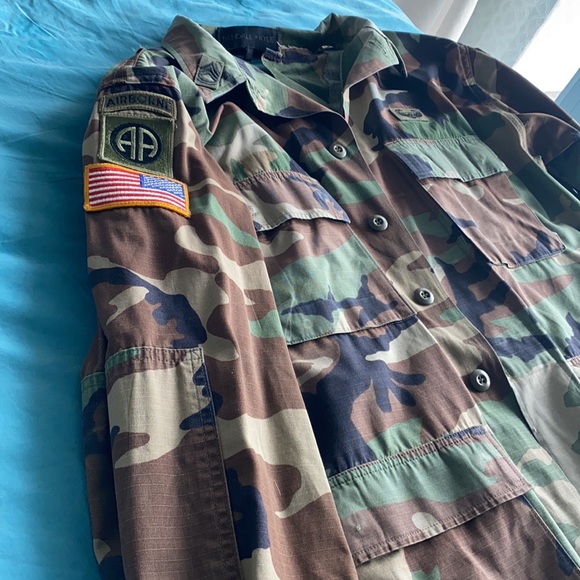 Kendal and Kylie Camo Jacket - Picture 5 of 8